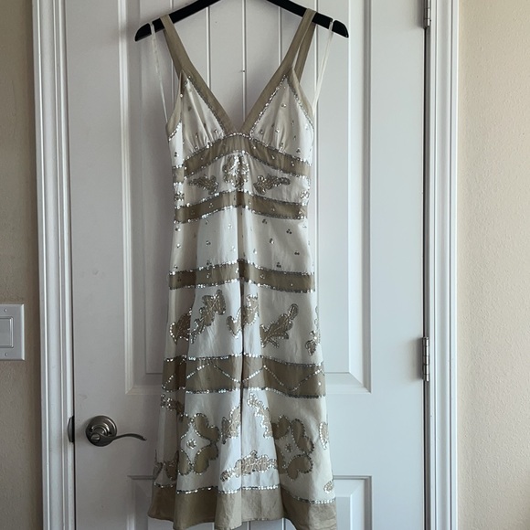BCBGMAXAZRIA sequin summer dress size 6 gorgeous - Picture 9 of 10